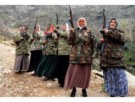 Köyün güvenliği onlardan soruluyor