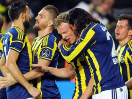 Dirk Kuyt resmen ayrıldığını açıkladı!