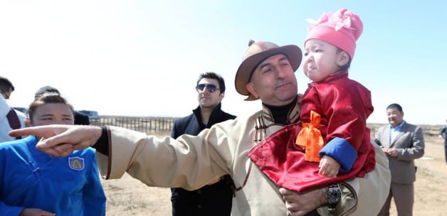 Bakan Çavuşoğlundan Papaya sert tepki