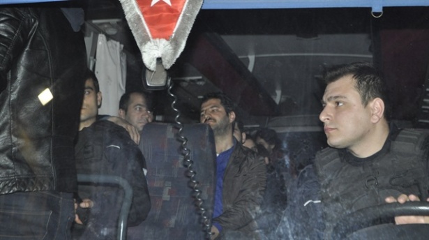 Polisler sağlık kontrolünden geçirildi