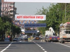 Diyarbakırda dikkat çeken Erdoğan pankartları