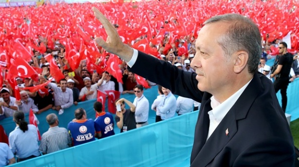 Erdoğan: Komik şeyler oluyor
