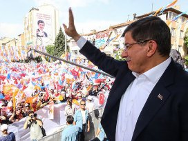Bunların bir ayağı dağda bir ayağı ovada