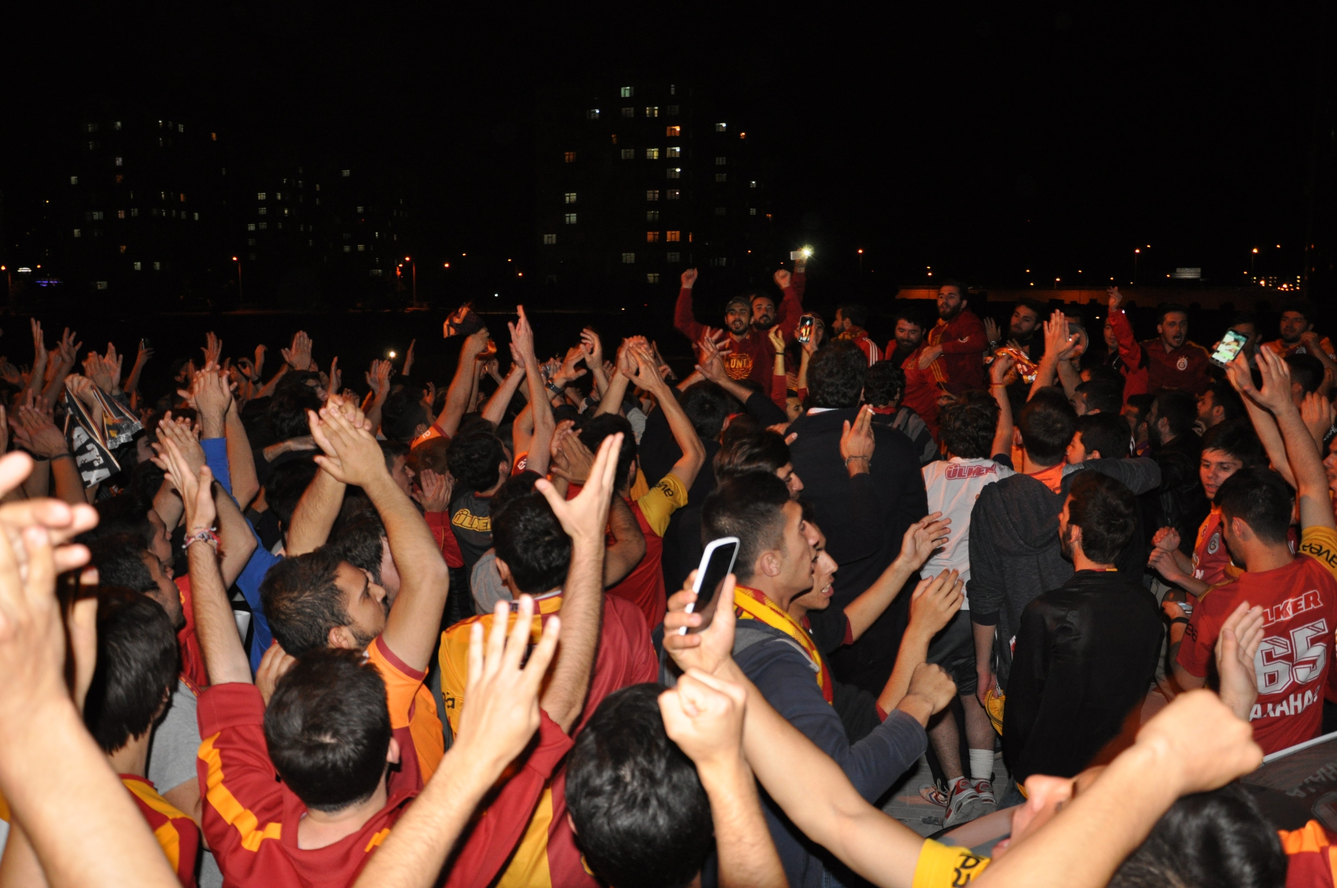 Konyada Galatasarayın şampiyonluğunu kutladılar