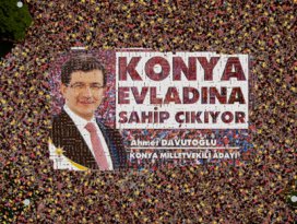 Davutoğlu filminde izlenme rekoru