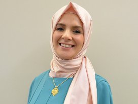 Parti başkanı başörtümden rahatsızdı