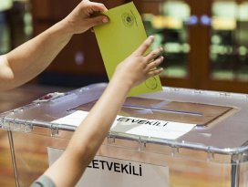 Yurtdışında 744 bin 543 Türk seçmen oy kullandı