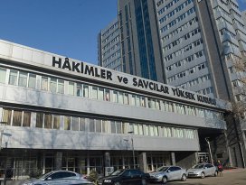 5 savcı ve 3 komutana kovuşturma izni
