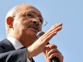 Şaka gibi zafer ilanı