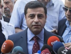 Demirtaş PKKnın uyarısı sonrası çark etti!