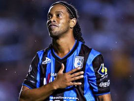 Ve Ronaldinho resmen açıkladı!