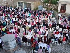 Selçukluda iftar buluşmaları