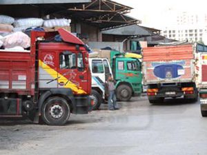 400 bin kamyon bekliyor