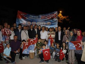 Çin Büyükelçiliği önünde protesto