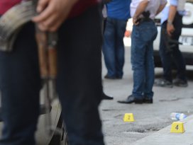 Ercişte nöbet kulübesine silahlı saldırı