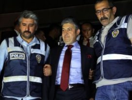 Tutuklu 4 savcı Ankaraya getirildi
