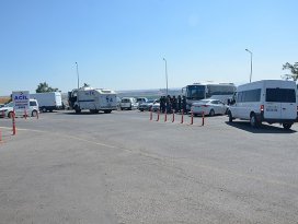 Diyarbakırda jandarma karakoluna saldırı: 1 şehit