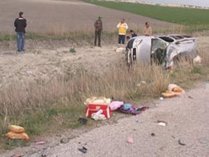 Trafik canavarı yine can aldı: 1 ölü 11 yaralı
