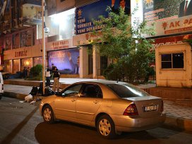 AK Parti Diyarbakır İl Başkanlığına bombalı saldırı