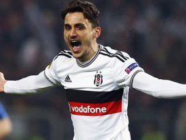 Mustafa Pektemek yeni takımıyla anlaştı!