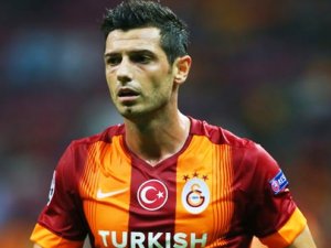 G.Saray milli futbolcuyla yollarını ayırdı!