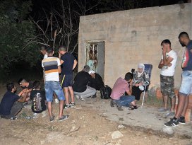 Suriyeli sığınmacıları bekçinin dikkati kurtardı