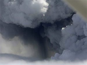 Kül bulutu petrol fiyatlarını düşürdü