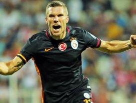 Löw ağzından kaçırdı! İşte Podolski gerçeği