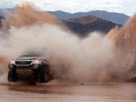 Ralli yarışlarında kaza: 6 ölü