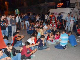 HDP’ye yürümek isteyen gruba polis izin vermedi