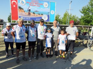 Beyşehir Gölü etrafı bisiklet turu tamamlandı
