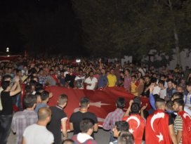 Teröre tepkiler büyüyor