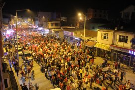 Terör saldırılarına ilçelerden protesto