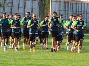 Kartallar Yeniçeri karşısında!