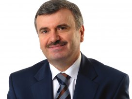 Akyürekten Öğretmenler Günü mesajı