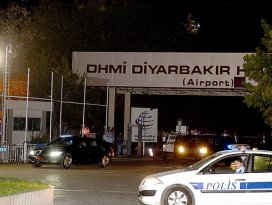 Başbakan Davutoğludan Diyarbakır sürprizi