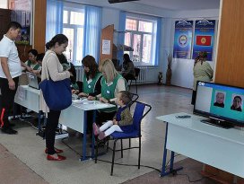 Kırgızistanda sandıktan koalisyon çıktı