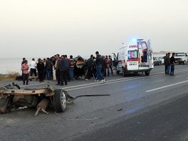 Ankara ve Bitliste trafik kazası: 3 ölü 21 yaralı