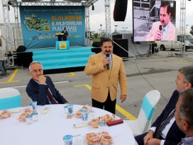 AK Partili Özdemir’in seçim çalışmaları