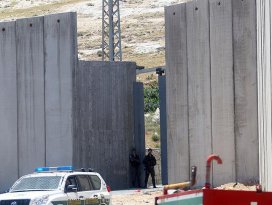 İsrailden Gazze sınırına ayrım duvarı