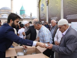 18 bin aşure ikramında bulunuldu