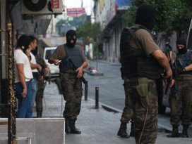 Diyarbakırda çatışma: 2 şehit