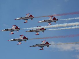 Türk Yıldızları ve Solotürk pilotları halkla buluşacak