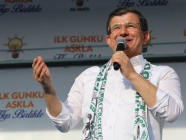 Davutoğludan Konyalılara müjde