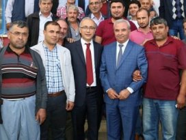 Mersinde MHP ve CHPden AK Partiye büyük katılım