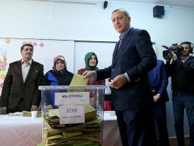 Cumhurbaşkanı Erdoğan oyunu kullandı