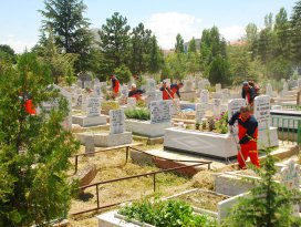 Konya’da bakımsız mezarlık kalmadı