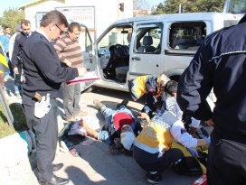 Beyşehir’de trafik kazaları: 3 yaralı