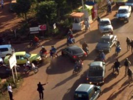 Mali’de otele baskın: 170 kişi rehin alındı