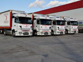 Konya Şeker’den Suriyeli Türkmenlere 4 tır gıda yardımı